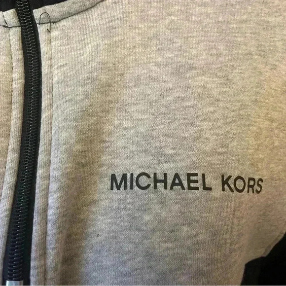 Michael Kors 1/4 Zip Grey and Black Pullover Jacket Sweatshirt Size Largege - Picture 2 of 3